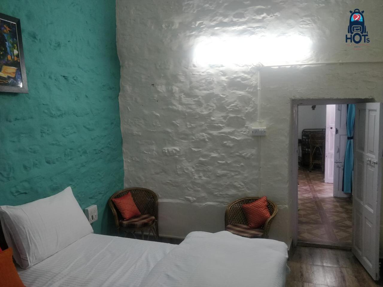 Auberge de jeunesse Hots Nainital à Patwa Dunga Extérieur photo